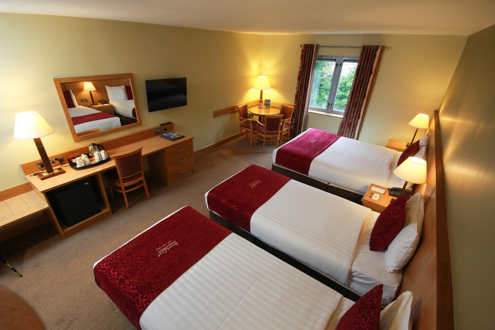 Belmore Court & Motel Енискилен Екстериор снимка