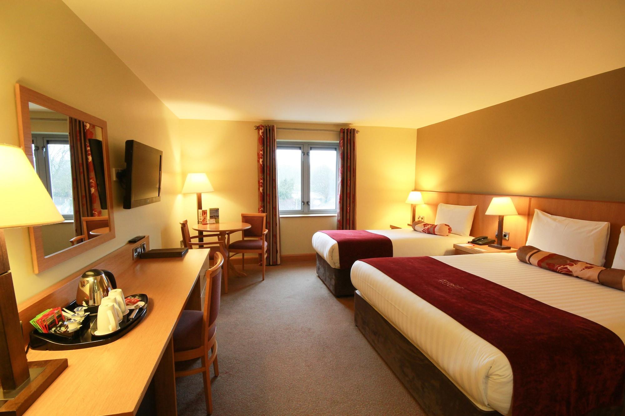 Belmore Court & Motel Енискилен Екстериор снимка