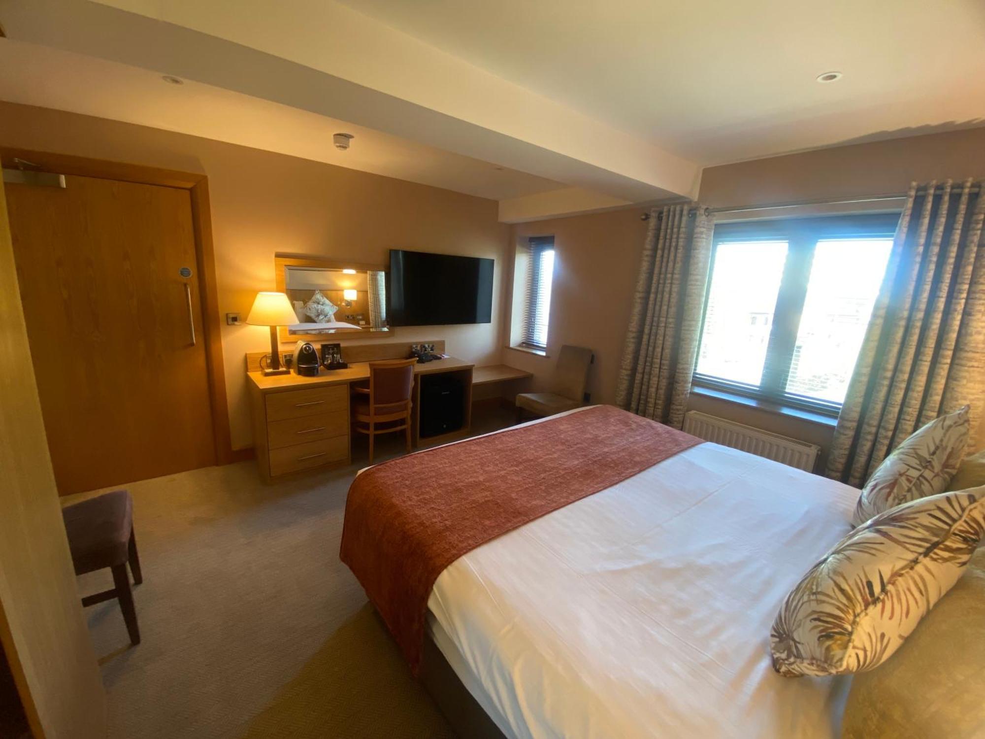 Belmore Court & Motel Енискилен Екстериор снимка